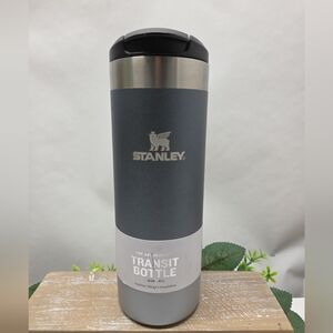 Stanley Transit Bottle 16oz Feather Weight Insulation Gray Slim Look